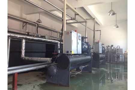 工業(yè)螺桿式制冷機(jī)組開機(jī)前的準(zhǔn)備事項-檢查事項